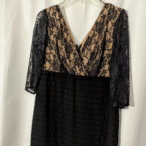Tan and black bodycon Adrianna Papell Dress with 3/4 lace sleeves